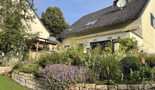 Three-Bedroom Vacation Home 