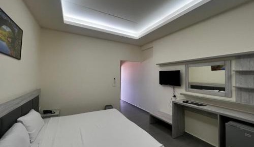 Double or Twin Room with Partial Sea View