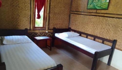 Standard Twin Room with Garden View