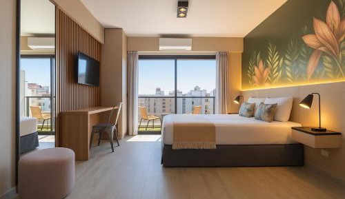 Studio Apartment with Balcony