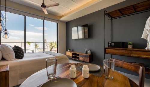 Studio with Balcony