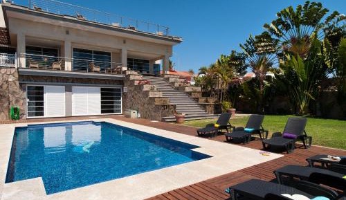 Villa with Private Pool