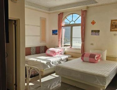 Quadruple Room with Mountain View