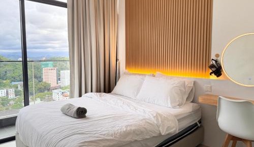 Superior Apartment with City View