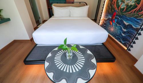 Kingfisher – Deluxe Room with Pool View