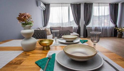Two-Bedroom Deluxe Apartment
