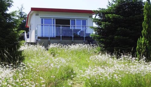 One-Bedroom Holiday Home
