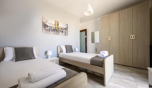 Double Room with Shared Bathroom