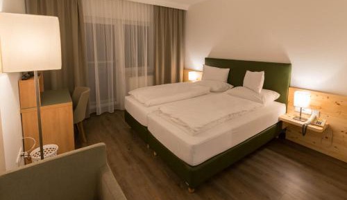 Twin Room with Balcony