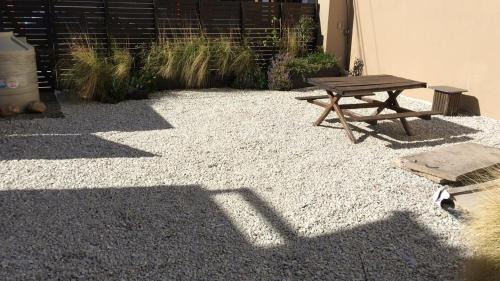 One-Bedroom Apartment with Balcony