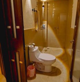 Twin Room with Private Bathroom