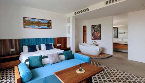 Superior King Room