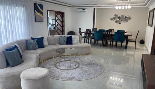 Deluxe Villa