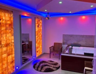 Double Room with Spa Bath