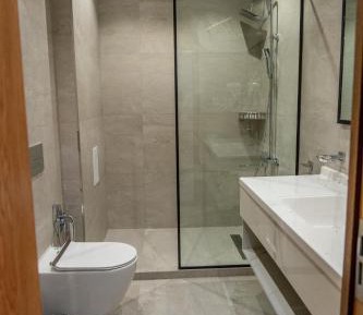 Deluxe Double Room (2 Adults + 1 Child)