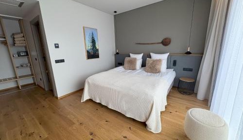 Deluxe Room with Forest View - Corp Peakture Hotel
