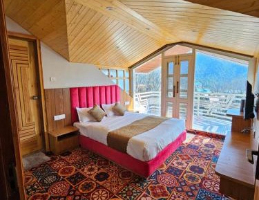 Deluxe Double Room with Balcony
