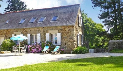 Three-Bedroom Holiday Home 