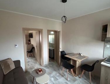 One-Bedroom Standard Apartment