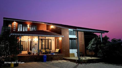 Standard Villa