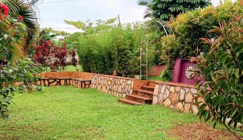 Villa with Garden View