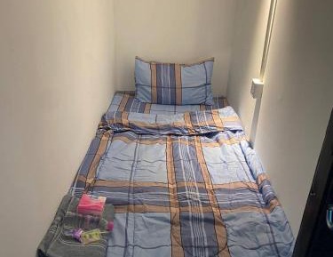 Single Room with Shared Bathroom