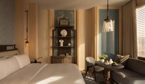 Superior King Room