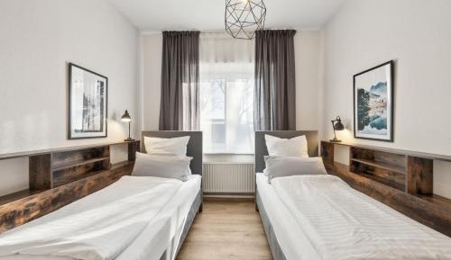 Three-Bedroom Apartment - High Floor