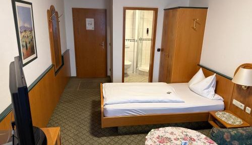 Standard Single Room