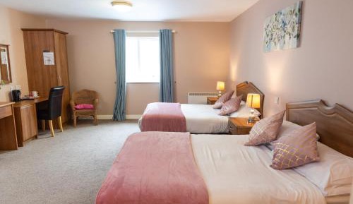 Superior Triple Room