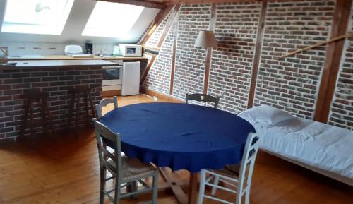One-Bedroom Apartment with Garden View