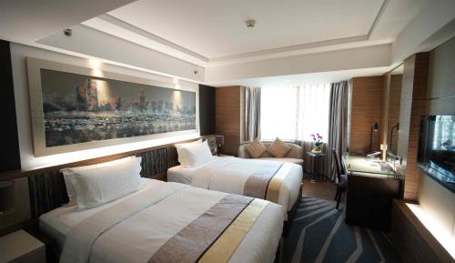 Twin Room with City View