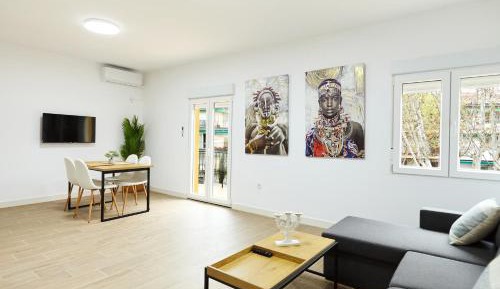 Superior One-Bedroom Apartment with Balcony