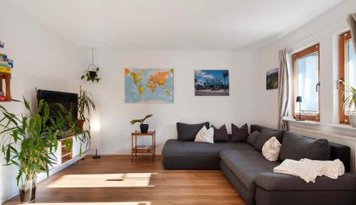 Superior One-Bedroom Apartment