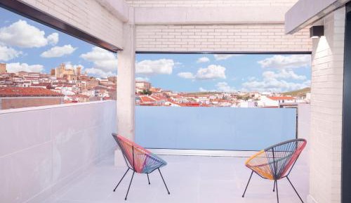 One-Bedroom Loft Apartment with Balcony