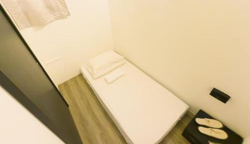 Small Single Room