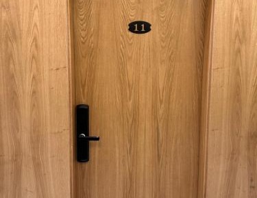 Standard Twin Room with Mountain View