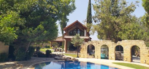 One-Bedroom Villa