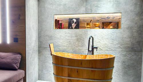 Deluxe Double Room with Bath