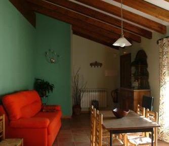 Two-Bedroom Apartment (5 Adults)