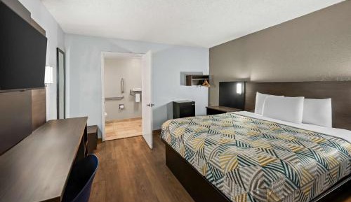 King Room - Non-Smoking