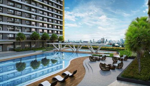 Apartment with Pool View 