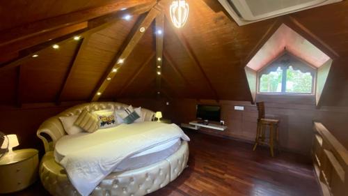 One-Bedroom House