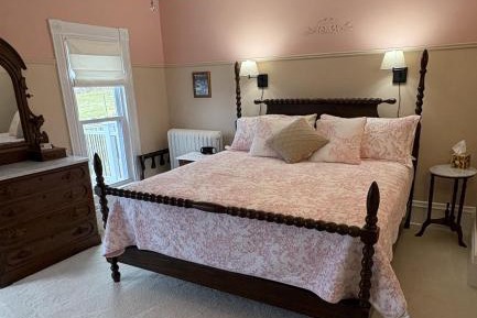 King Room with Balcony