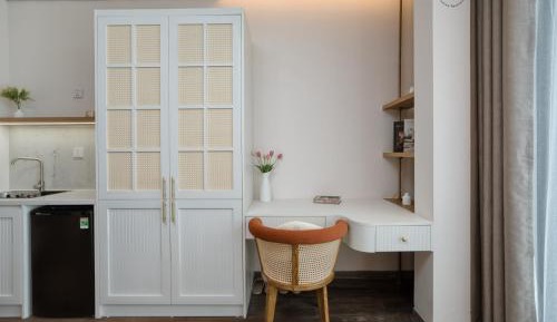 Studio Apartment with Balcony