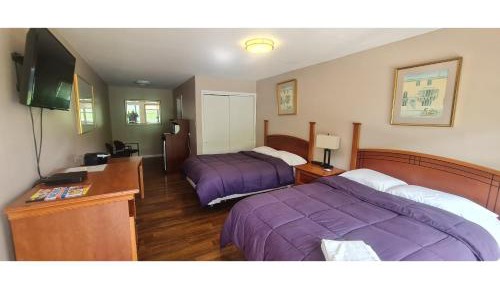 2 Queen Beds Non-Smoking