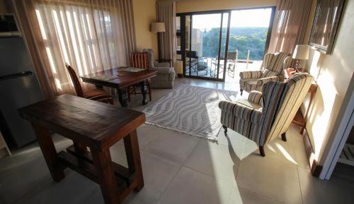 One-Bedroom Apartment with Pool View