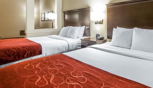 Queen Suite with Two Queen Beds - Non-Smoking