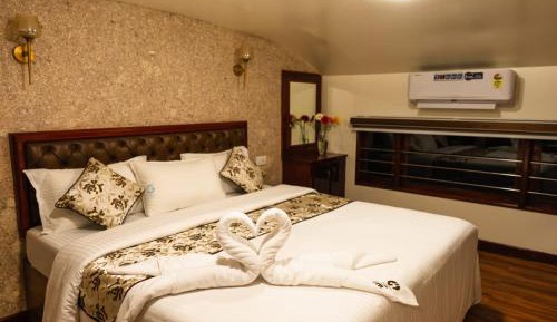 King Room with Lake View