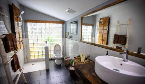 Deluxe Bungalow with Garden View